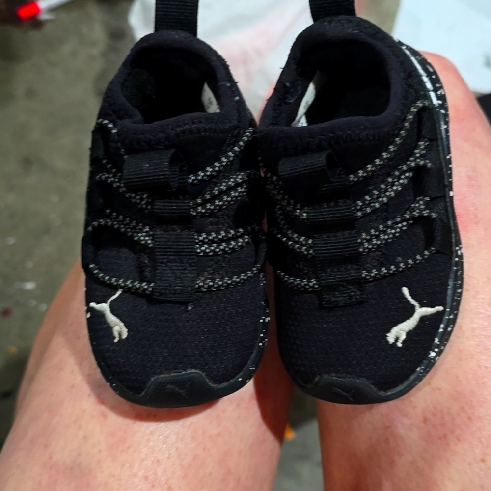 Toddler size 3 puma shoes